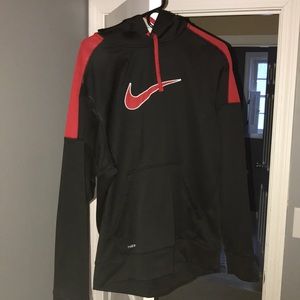 Nike therma-fit hoodie
